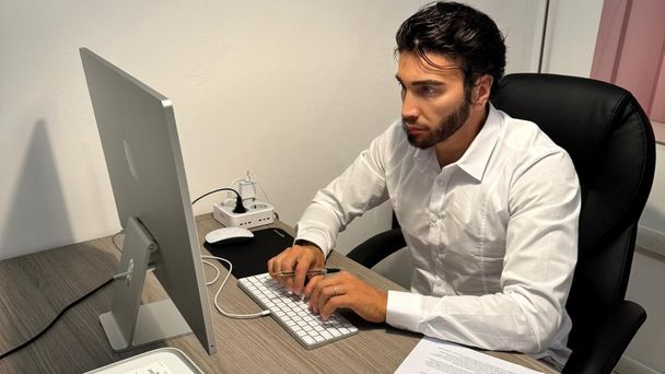 I 10 errori di leadership che fanno scappare i talenti (e che si possono evitare)